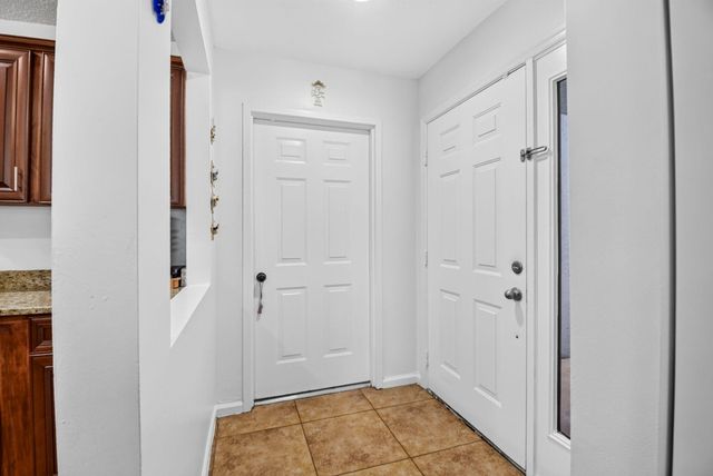 1633 Woodbridge Lakes Circle 1633, West Palm Beach, FL 33406