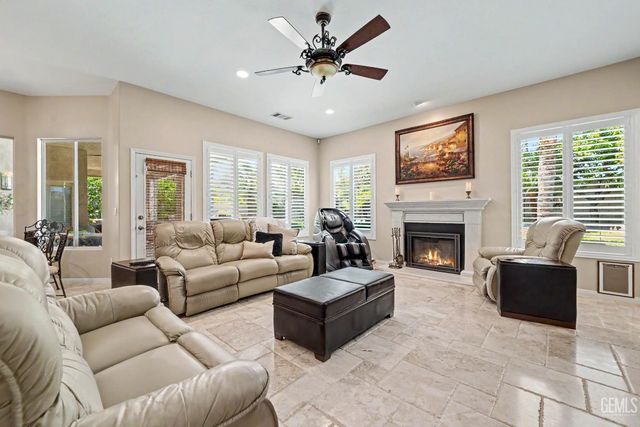 13315 Nantucket Place, Bakersfield, CA 93314