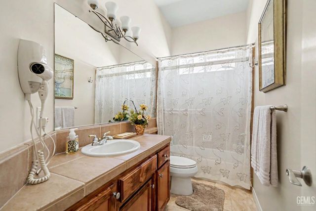 13315 Nantucket Place, Bakersfield, CA 93314