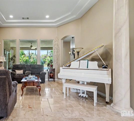 13315 Nantucket Place, Bakersfield, CA 93314