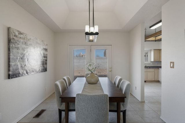 10304 Arroyo Crest Drive NW, Albuquerque, NM 87114