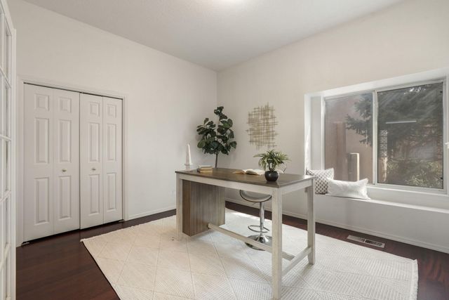 10304 Arroyo Crest Drive NW, Albuquerque, NM 87114