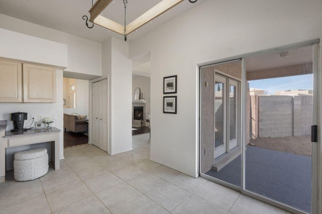 10304 Arroyo Crest Drive NW, Albuquerque, NM 87114