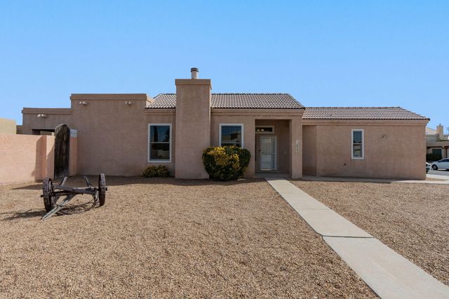 10304 Arroyo Crest Drive NW, Albuquerque, NM 87114