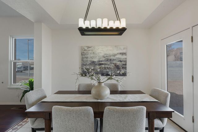 10304 Arroyo Crest Drive NW, Albuquerque, NM 87114