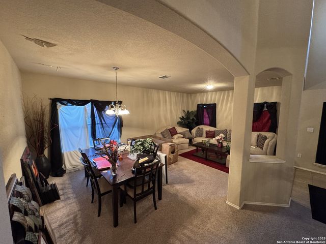 6714 Harbor Flds, Converse, TX 78109