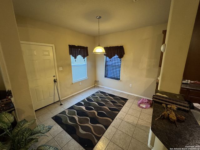 6714 Harbor Flds, Converse, TX 78109