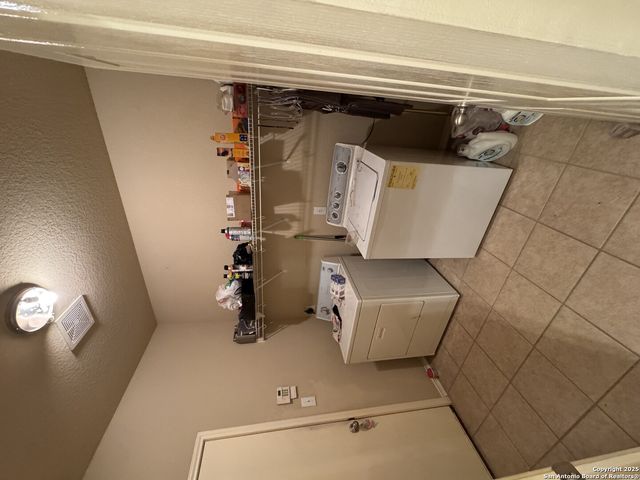 6714 Harbor Flds, Converse, TX 78109