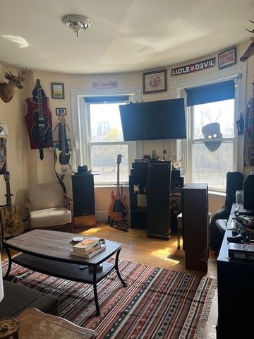 245 Cambridge St, Boston, MA 02134