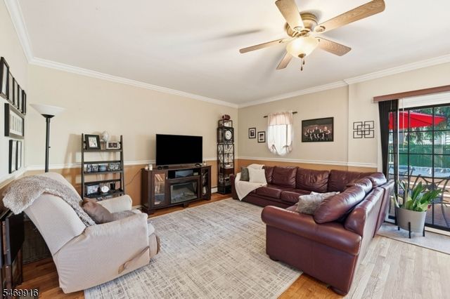 99 Morgan Pl, North Arlington Boro, NJ 07031