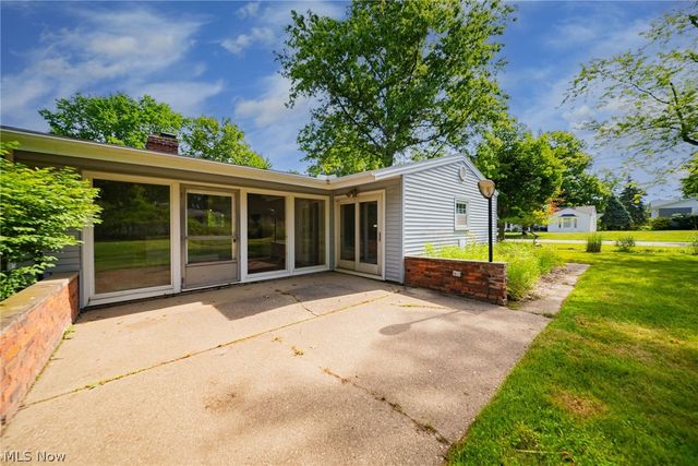 5294 Dogwood Trail, Lyndhurst, OH 44124