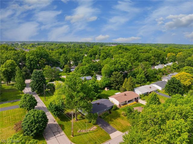 5294 Dogwood Trail, Lyndhurst, OH 44124