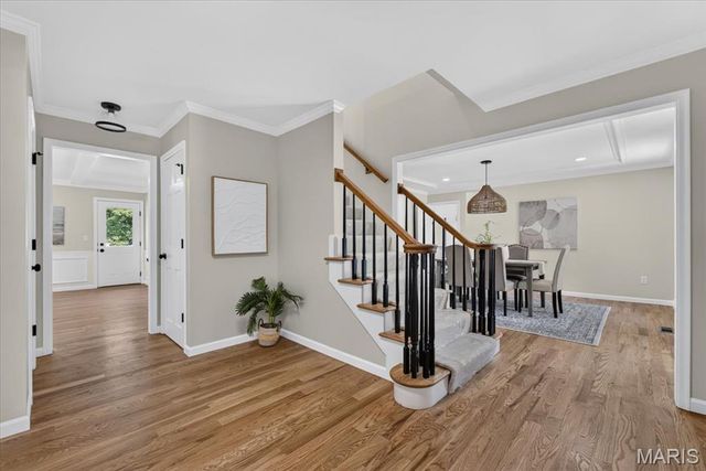2131 Hickory Drive, Chesterfield, MO 63005