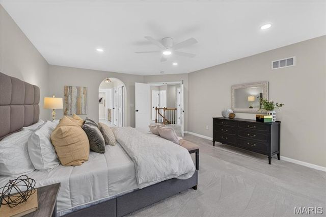 2131 Hickory Drive, Chesterfield, MO 63005
