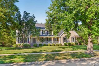 2131 Hickory Drive, Chesterfield, MO 63005