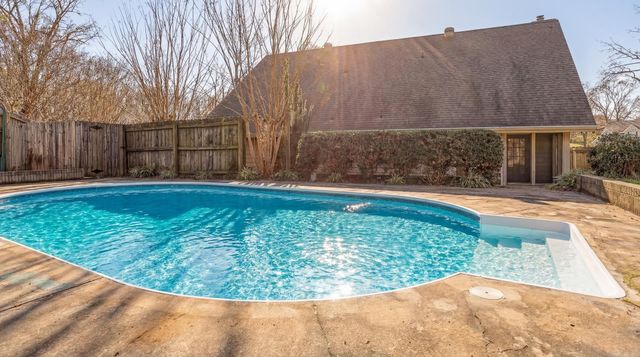 1611 Roleson, Jonesboro, AR 72404