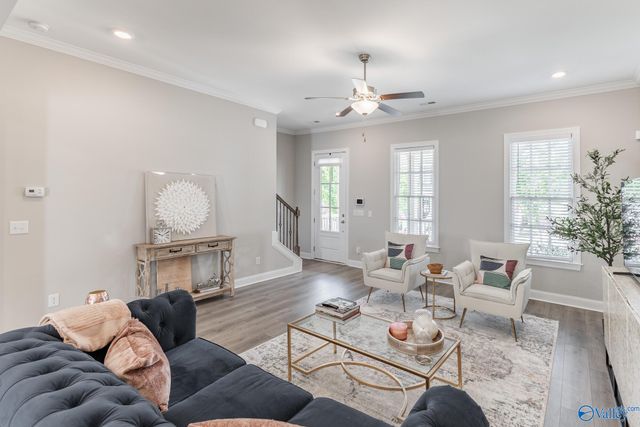 40 Pine Street NW, Huntsville, AL 35806