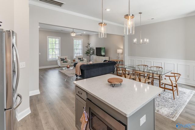 40 Pine Street NW, Huntsville, AL 35806