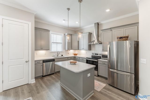 40 Pine Street NW, Huntsville, AL 35806