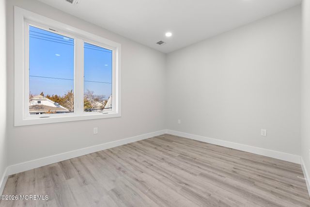233 Dupont Avenue, Seaside Heights, NJ 08751