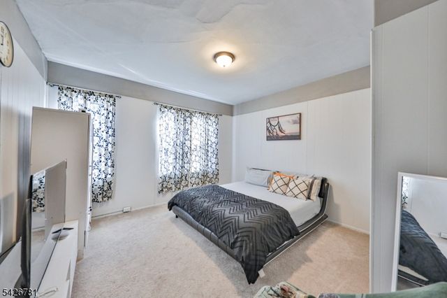 135 Mercer St, Phillipsburg Town, NJ 08865
