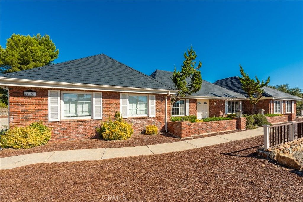 Image 16 of property listing at 26100 Calle Corveta, Temecula, CA 92590