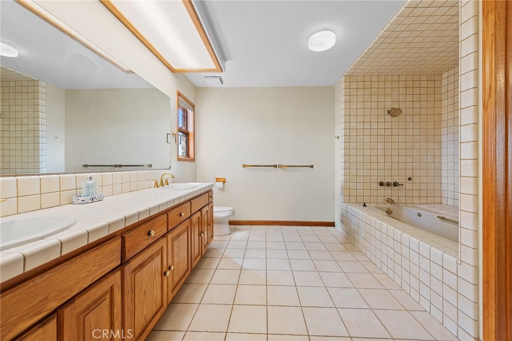 Image 40 of property listing at 26100 Calle Corveta, Temecula, CA 92590