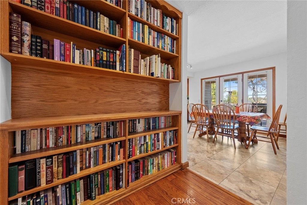 Image 49 of property listing at 26100 Calle Corveta, Temecula, CA 92590