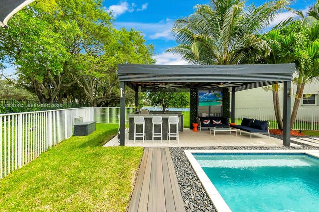 2061 SW 162nd Ave, Miramar, FL 33027