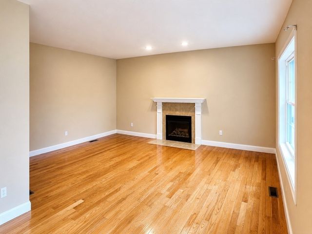 117 Morris St, Revere, MA 02151