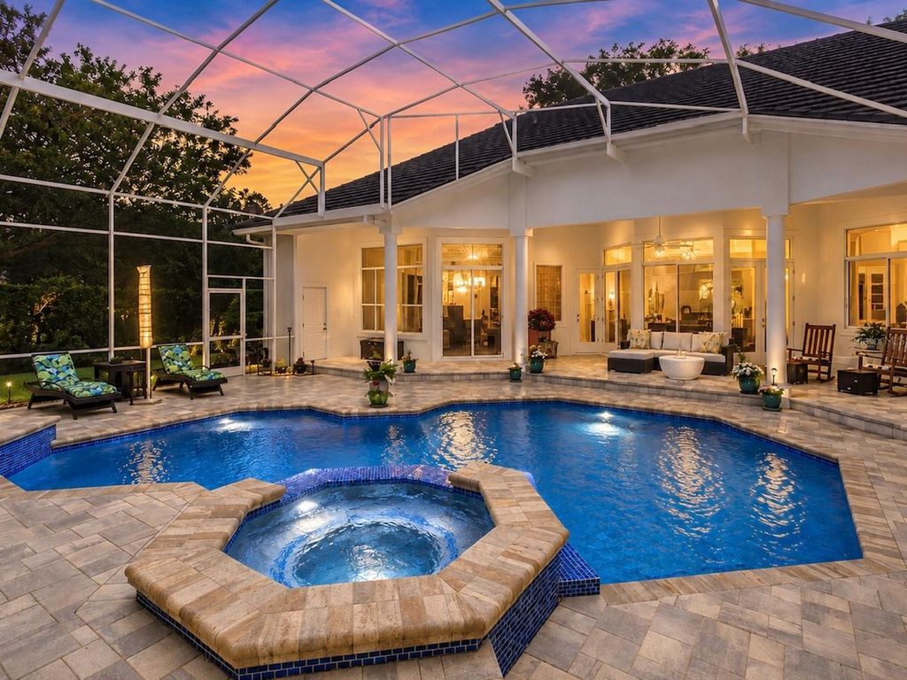 Image 45 of property listing at 9004 GREAT HERON CIRCLE, Orlando, FL 32836