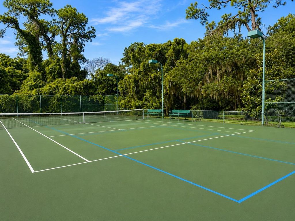 Image 57 of property listing at 9004 GREAT HERON CIRCLE, Orlando, FL 32836