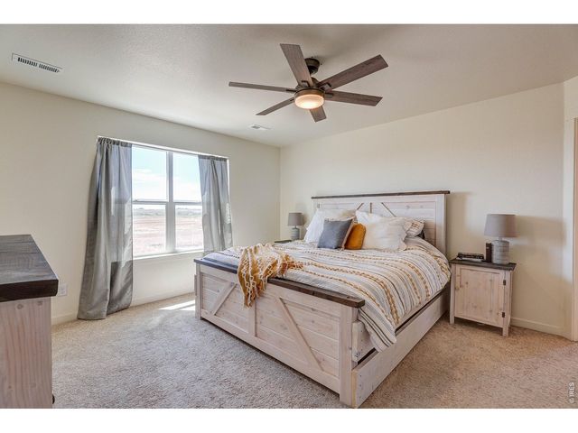 2744 Wren Dr, Johnstown, CO 80534