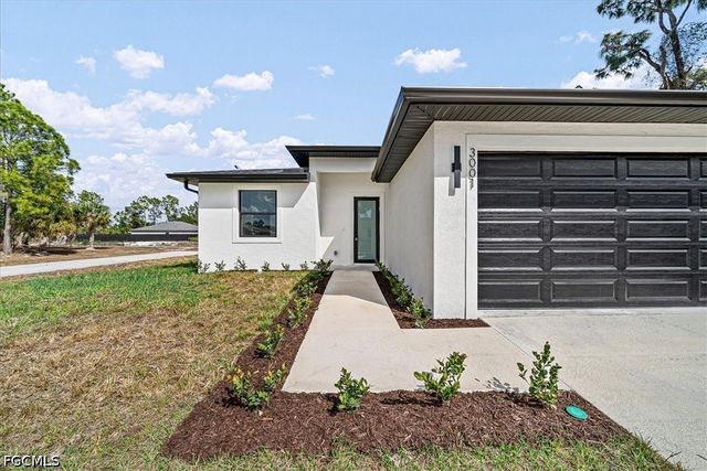 3001 Unice AVE S, Lehigh Acres, FL 33976