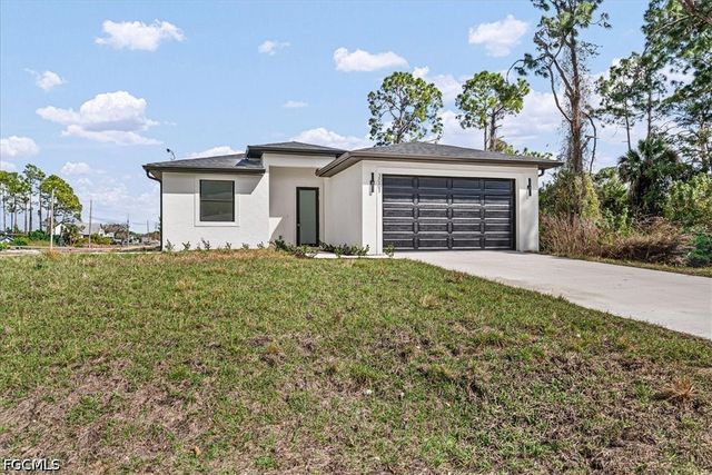 3001 Unice AVE S, Lehigh Acres, FL 33976