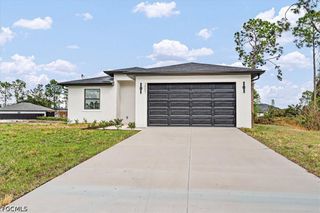 3001 Unice AVE S, Lehigh Acres, FL 33976