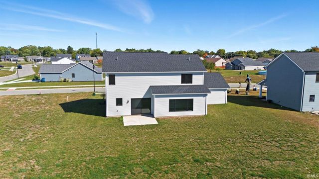 1010 Bryce Circle, Ligonier, IN 46797