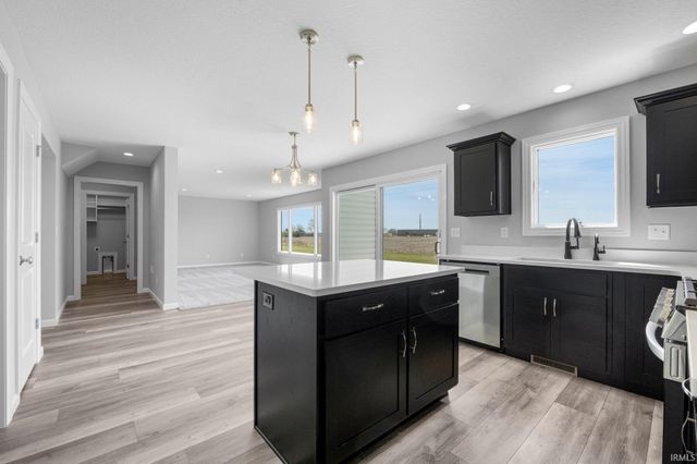 1010 Bryce Circle, Ligonier, IN 46797