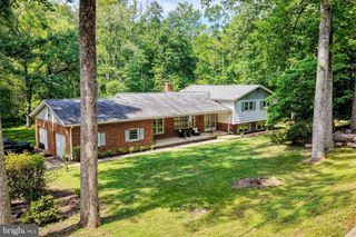 13531 HOLLY SPRING DR, Waldorf, MD 20601