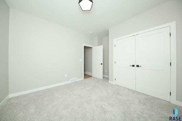 520 Quartzite Ave Avenue, Tea, SD 57064