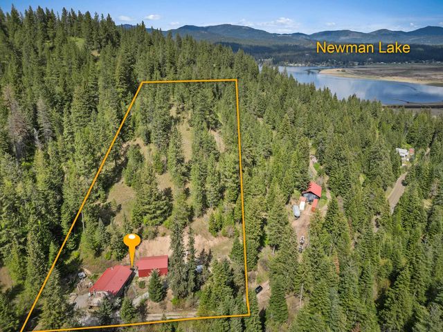 22707 E Lakeview Rd, Newman Lake, WA 99025