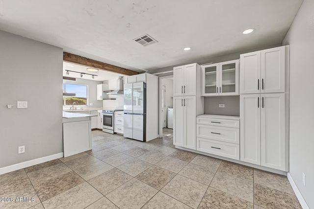 4801 W ROSEWOOD Drive, Glendale, AZ 85304