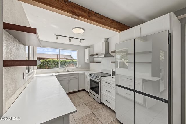 4801 W ROSEWOOD Drive, Glendale, AZ 85304