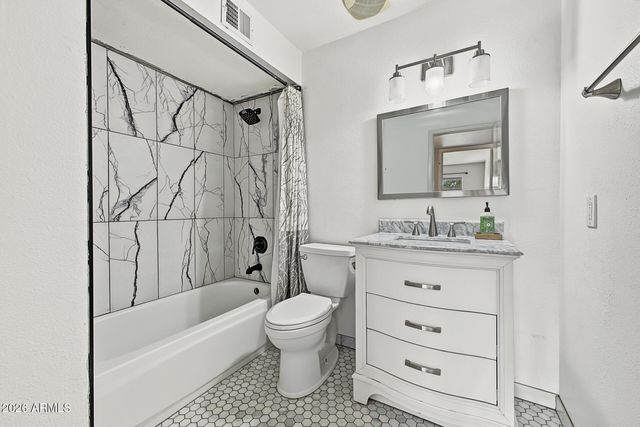 4801 W ROSEWOOD Drive, Glendale, AZ 85304