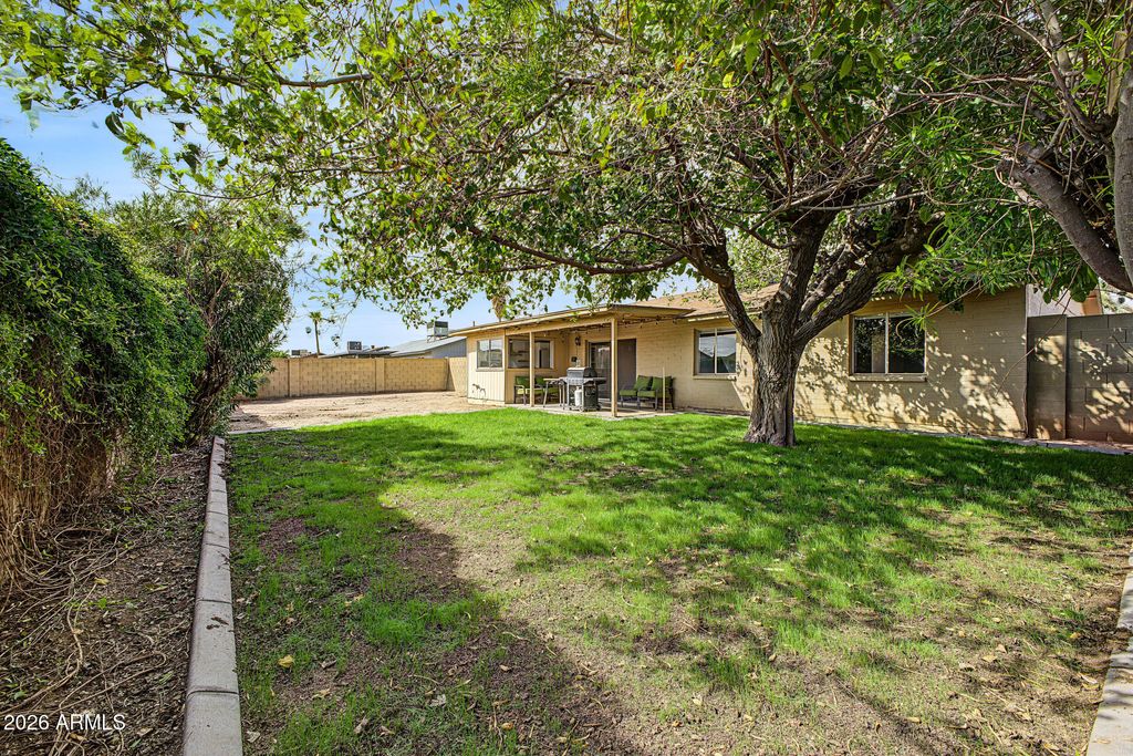 4801 W ROSEWOOD Drive, Glendale, AZ 85304 — photo 5