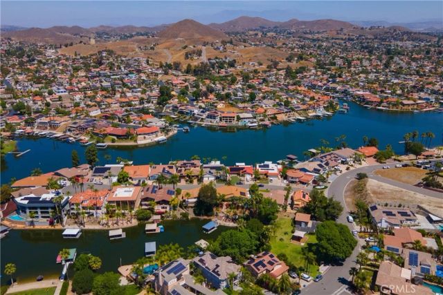 22835 Water View Drive, Canyon Lake, CA 92587