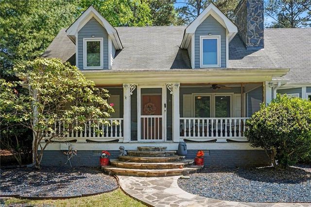 180 Roxboro Court, Fayetteville, GA 30215