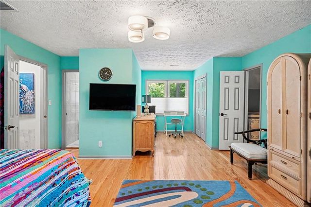 180 Roxboro Court, Fayetteville, GA 30215