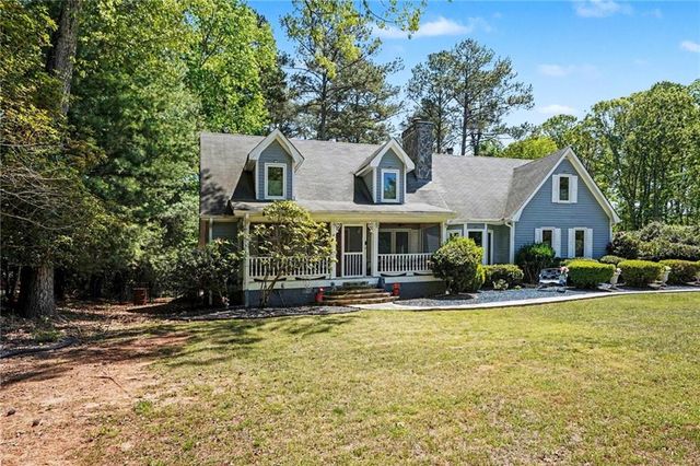 180 Roxboro Court, Fayetteville, GA 30215