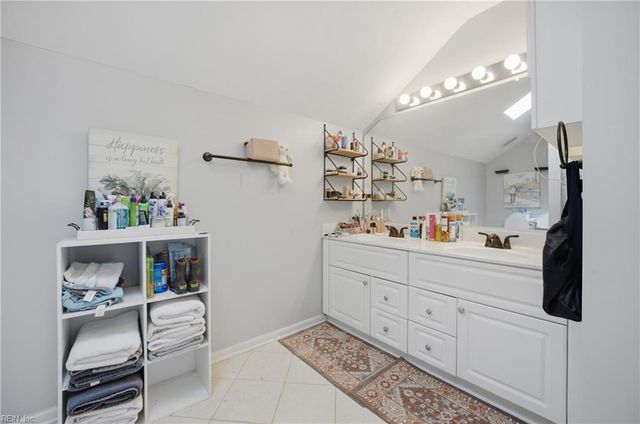 2105 Kanturk CT, Virginia Beach, VA 23456